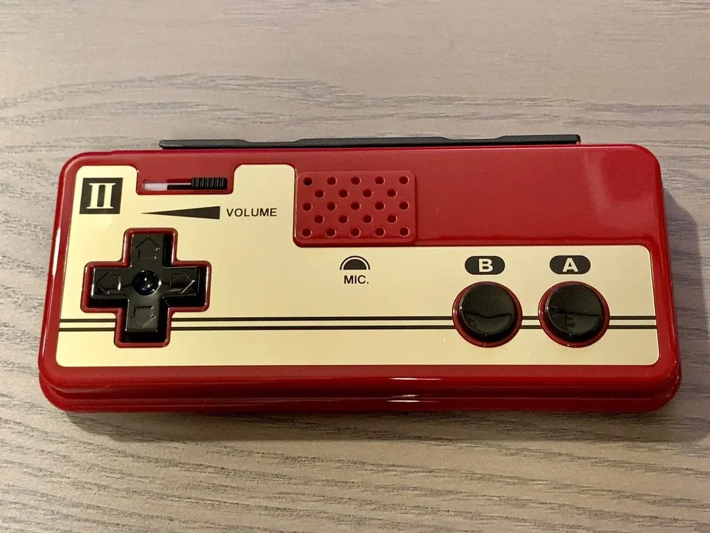 Consolevariations - Nintendo Famicom Round Button Player 2