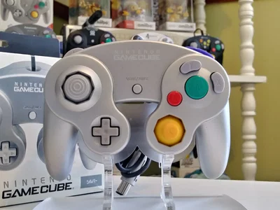Nintendo GameCube Platinum Controller [NA]