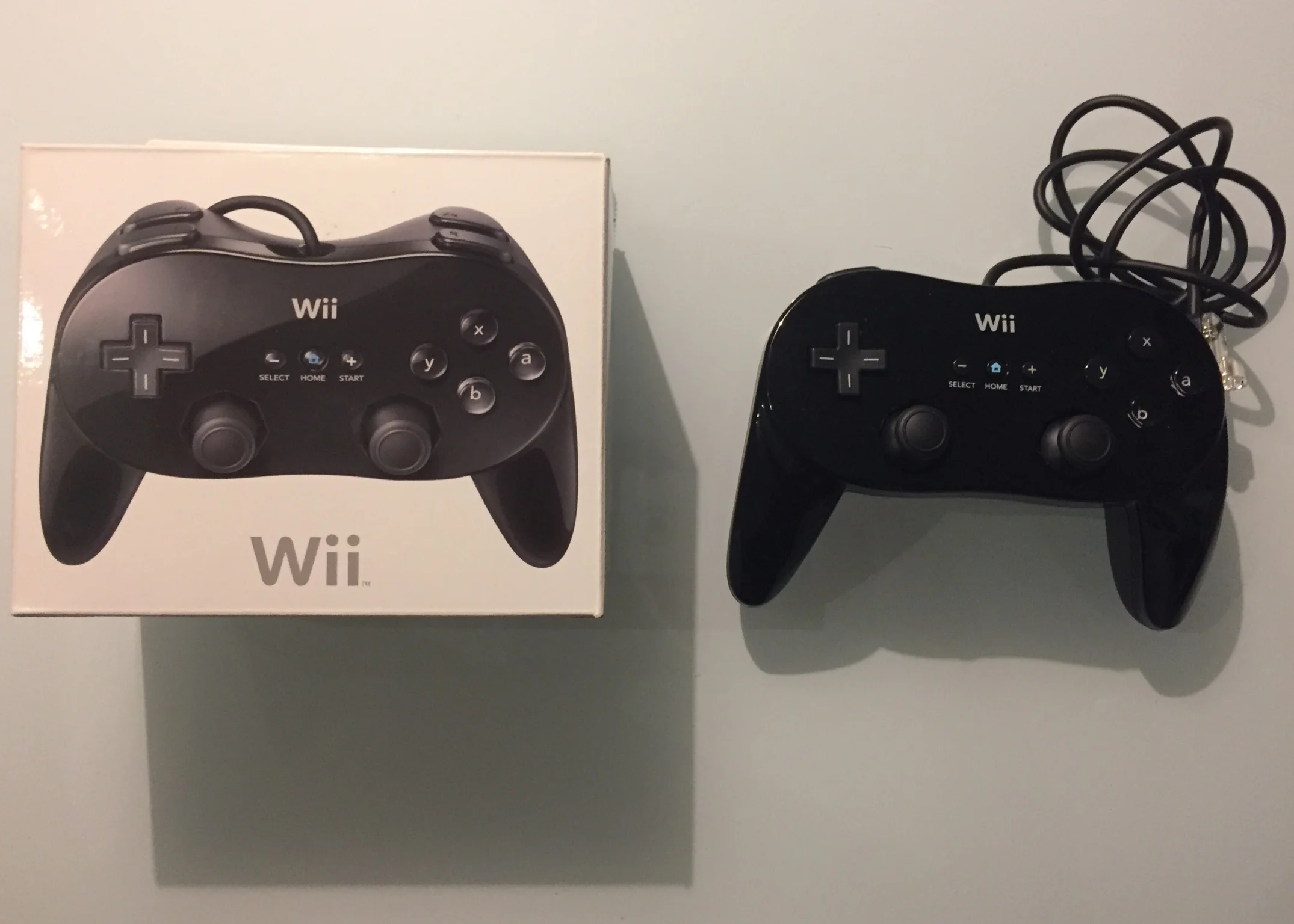  Nintendo Wii Classic Pro Black Controller [NA]