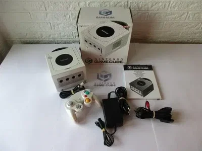 Nintendo GameCube Pearl White Console