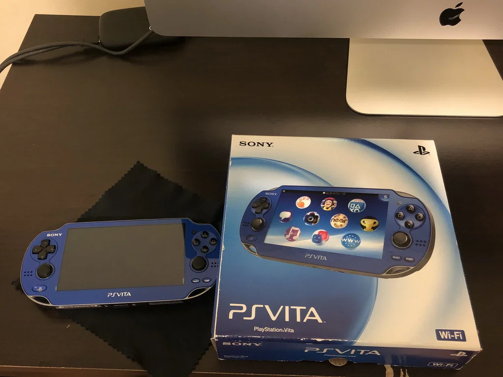 Consolevariations - Sony PS Vita PCH-1000 Sapphire Blue Console
