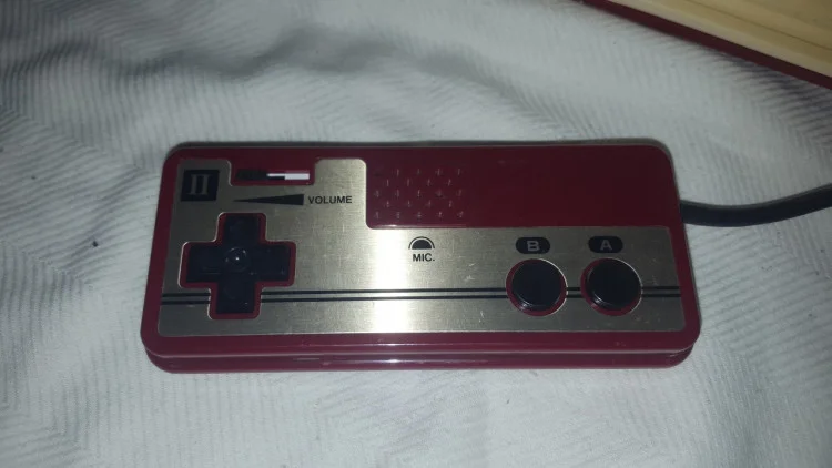 Nintendo Famicom Round Button Player 2 Controller