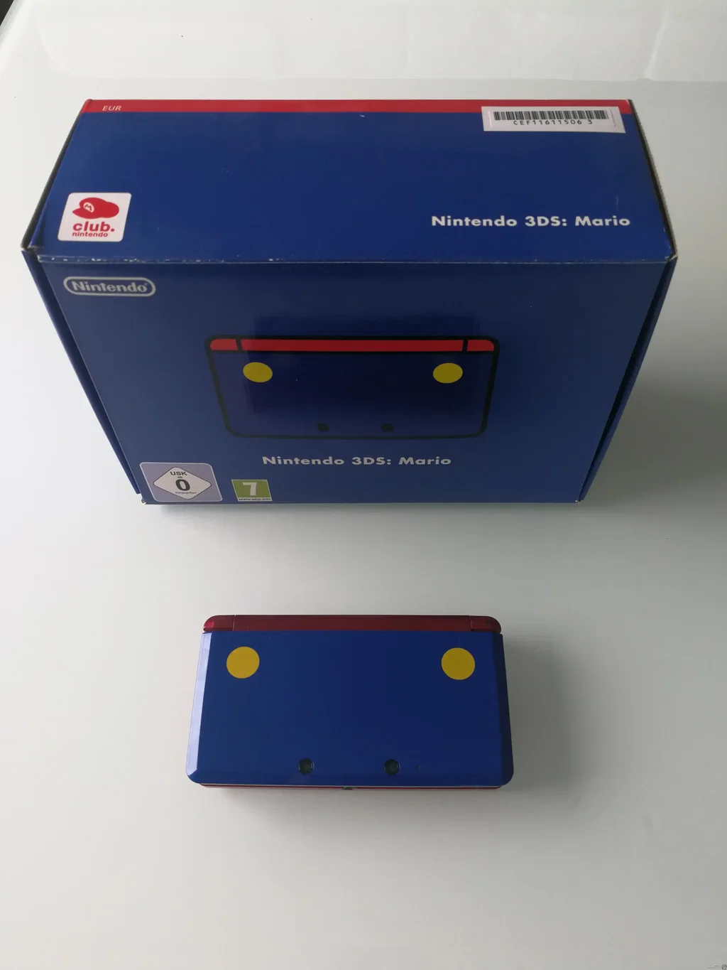 Consolevariations - Nintendo 3DS Club Nintendo Mario Console [EU