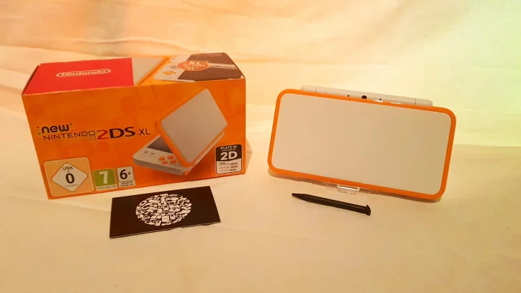 New Nintendo XL White &amp; Orange Console - Consolevariations