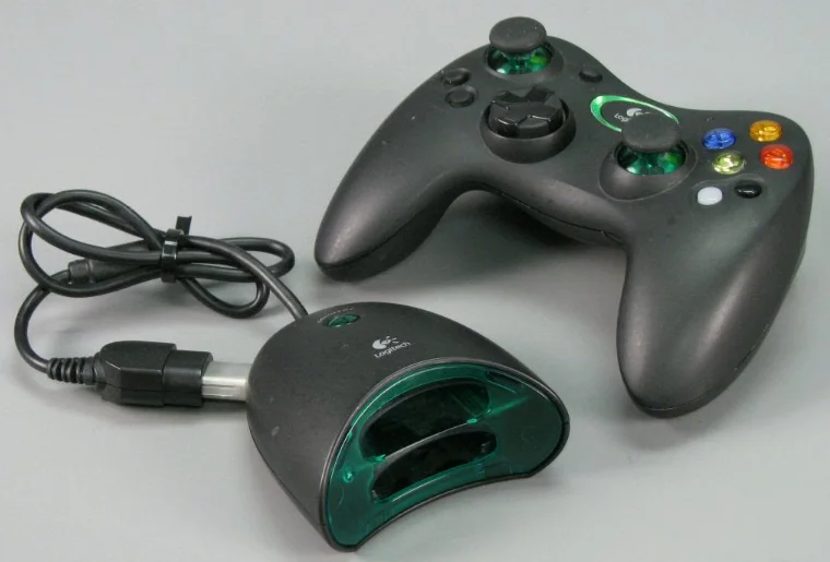  Logitech Xbox Black Precision Controller