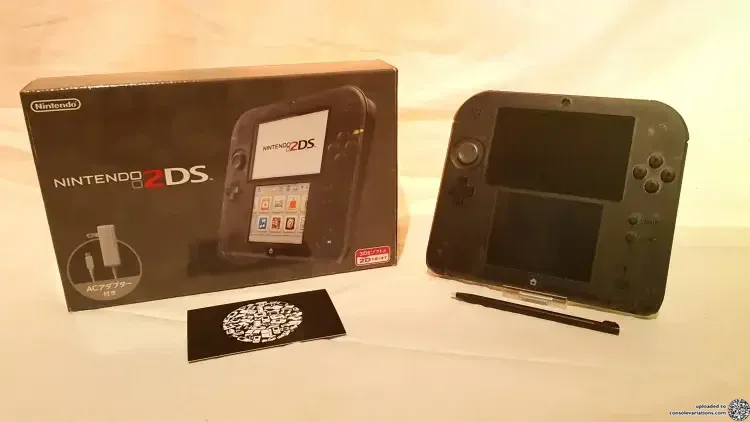 Consolevariations - Nintendo 2DS Clear Black Console