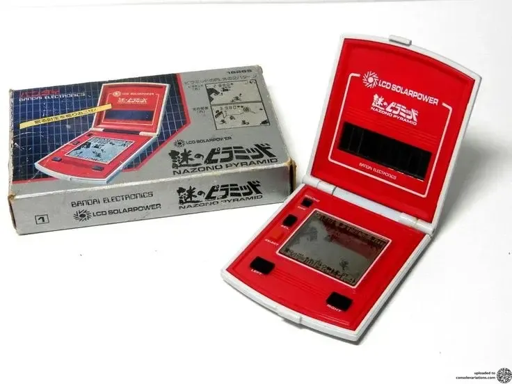 BANDAI ELECTRONICS LCD SOLAR POWERゲーム Consolevariations - LCD Solarpower Invaders of the Mummy's Tomb