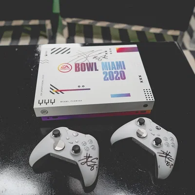 Microsoft Xbox One X EA Sports Bowl 2020 Travis Kelce Signed Console