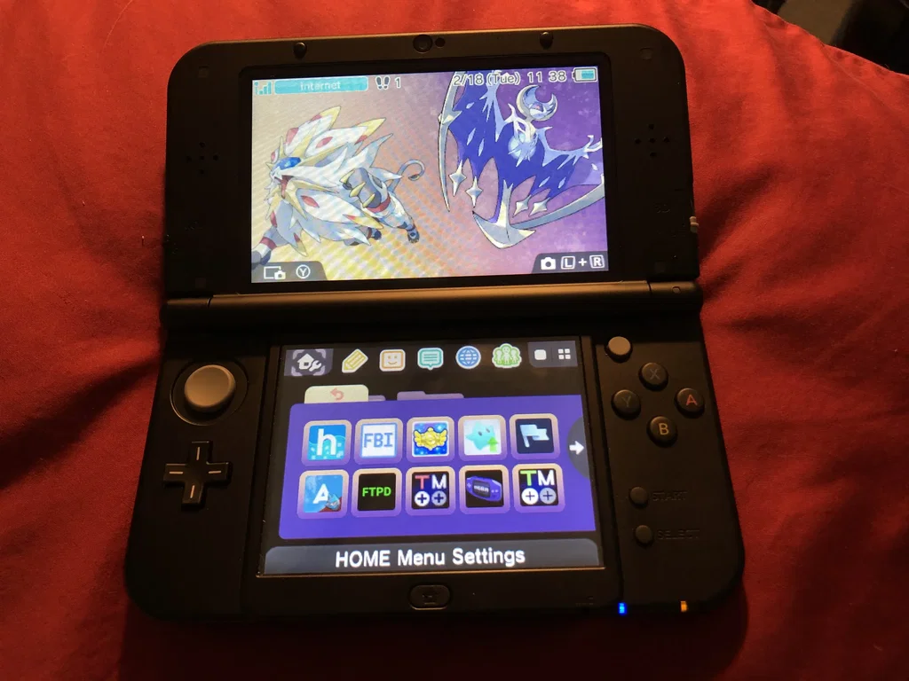 Consolevariations - New Nintendo 3DS XL Pokemon Moon Console
