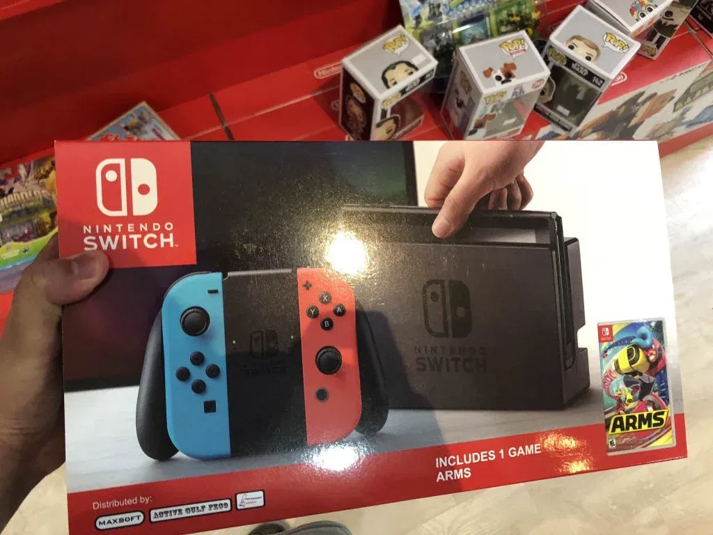  Nintendo Switch ARMS Bundle