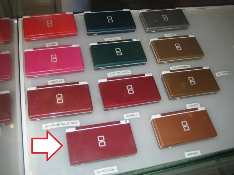  Nintendo DS Lite World Store Burgundy Console