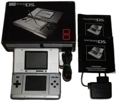 Nintendo DS Platinum Silver Console [EU]