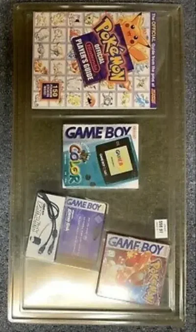 Nintendo Game Boy Color Blister Pokemon Red Bundle