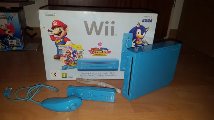  Nintendo Wii Light Blue Console [EU]