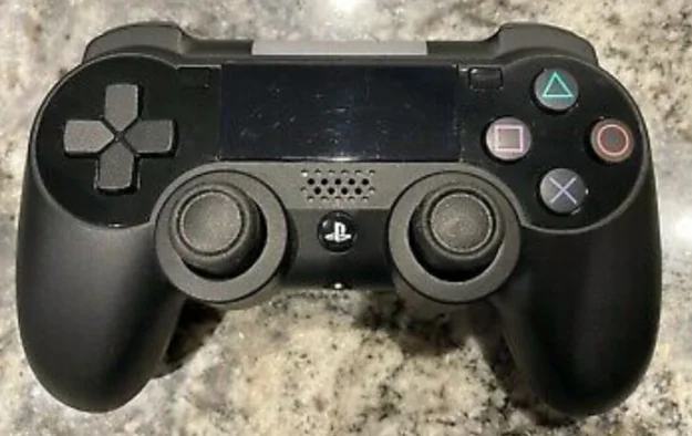  Sony PlayStation 4 Early Prototype Controller