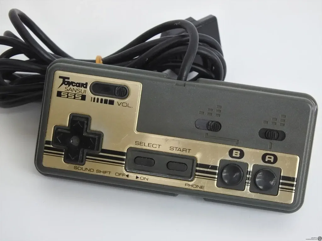 Consolevariations - Joycard Sansui SSS Famicom Controller