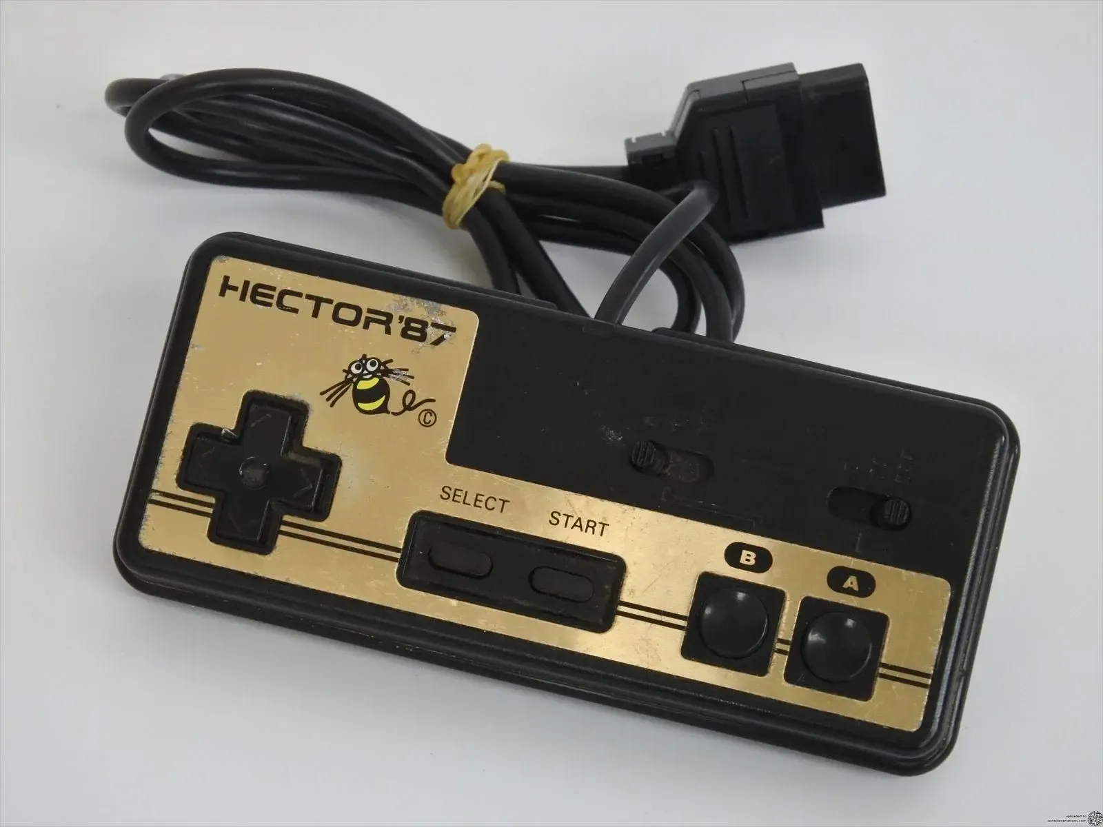 Consolevariations - Hudson Hector 87 Famicom Controller