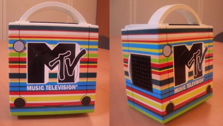 Paul smith MTV Console