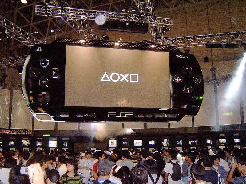 Giant PSP at Tokyo Gameshow
