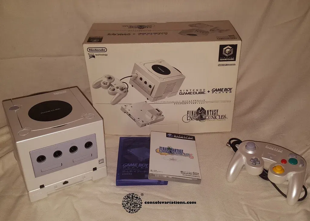 Nintendo Gamecube, incl. game, silver, 1 Controller, Mario Smash  Football (DE Version), €202