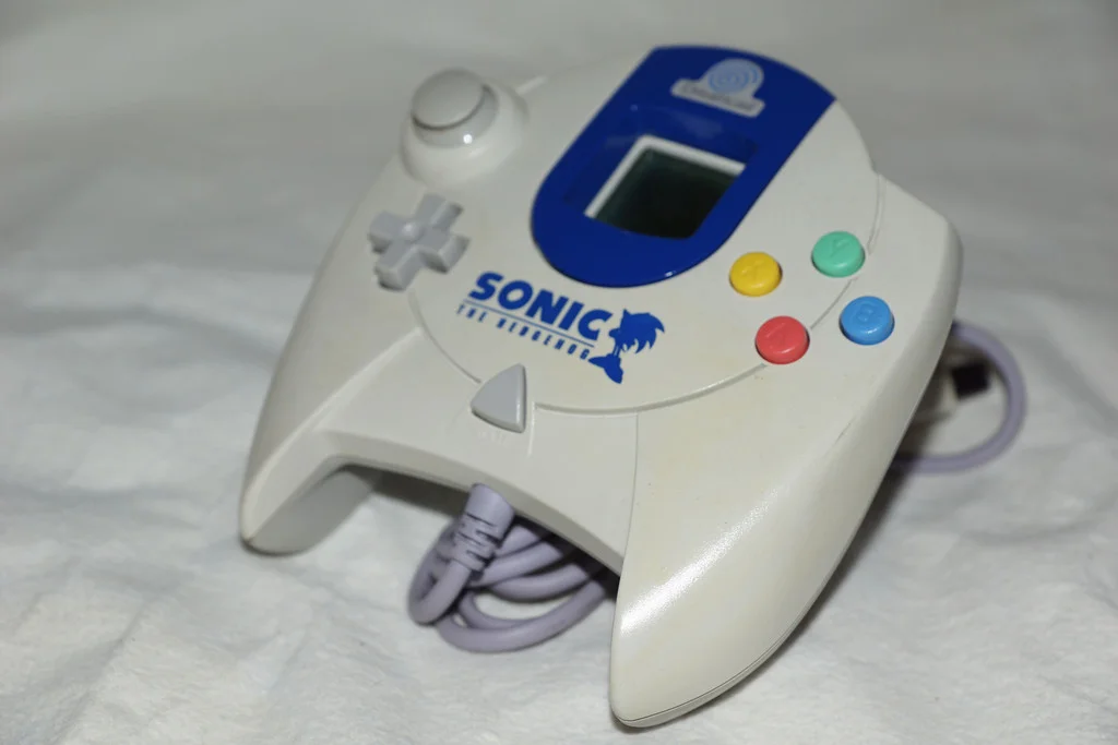 Sega Dreamcast Sonic the Hedgehog Limited Edition Controller 2