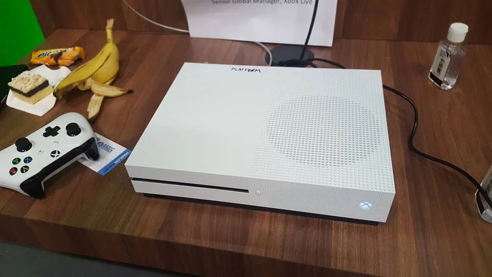 the New Xbox One S
