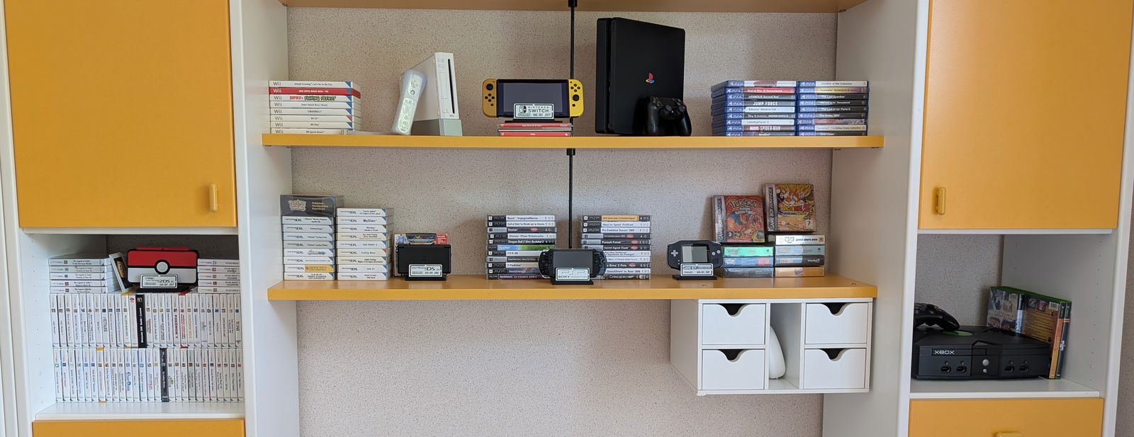 Collection of maccijr